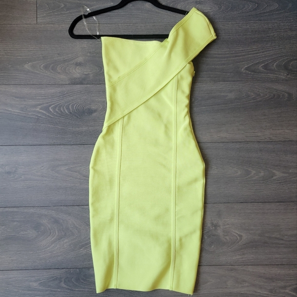 Meshki Dress - Picture 3 of 3